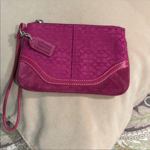 What’s better than 1 Coach purse? TWO! - Picture 2 of 2